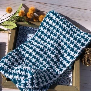 Houndstooth winter scarf neck warmer